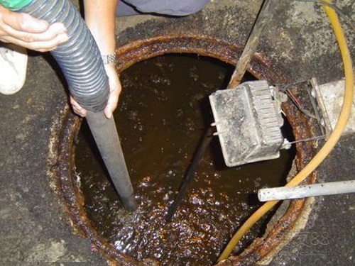 岳塘隔油池清理