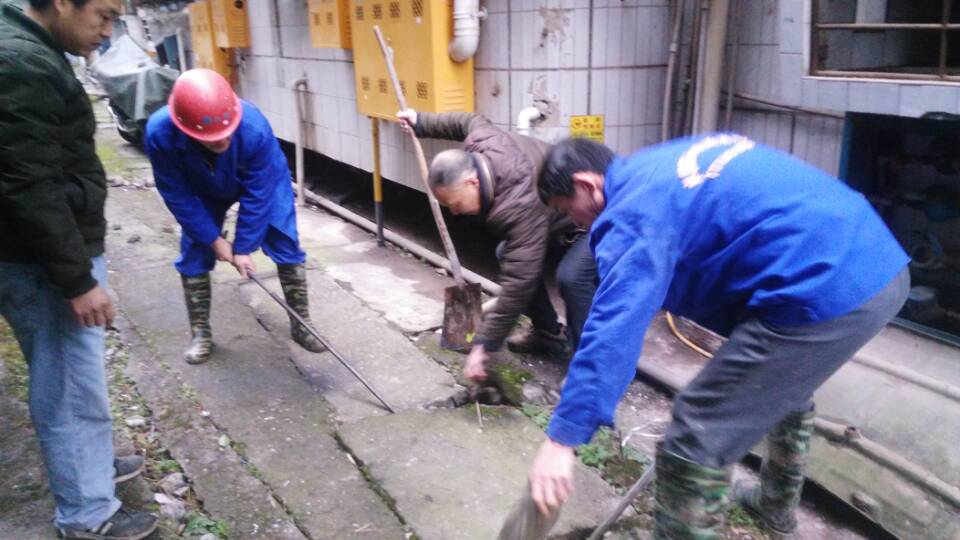 岳塘清掏化粪池、管道疏通一站式服务<高效><技术><可靠>