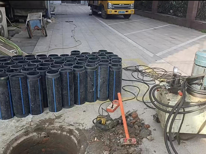 岳塘PE置换管厂家 DN315置换管 非开挖管短管置换